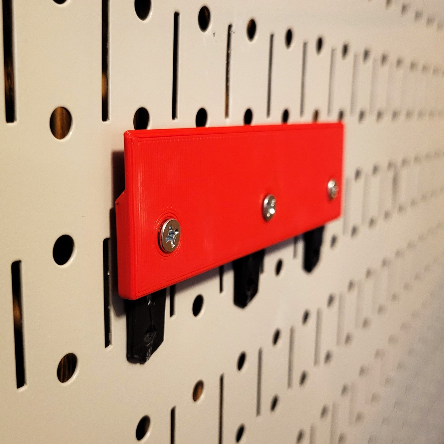 SORTSET Parts Bin Bracket for Pegboard